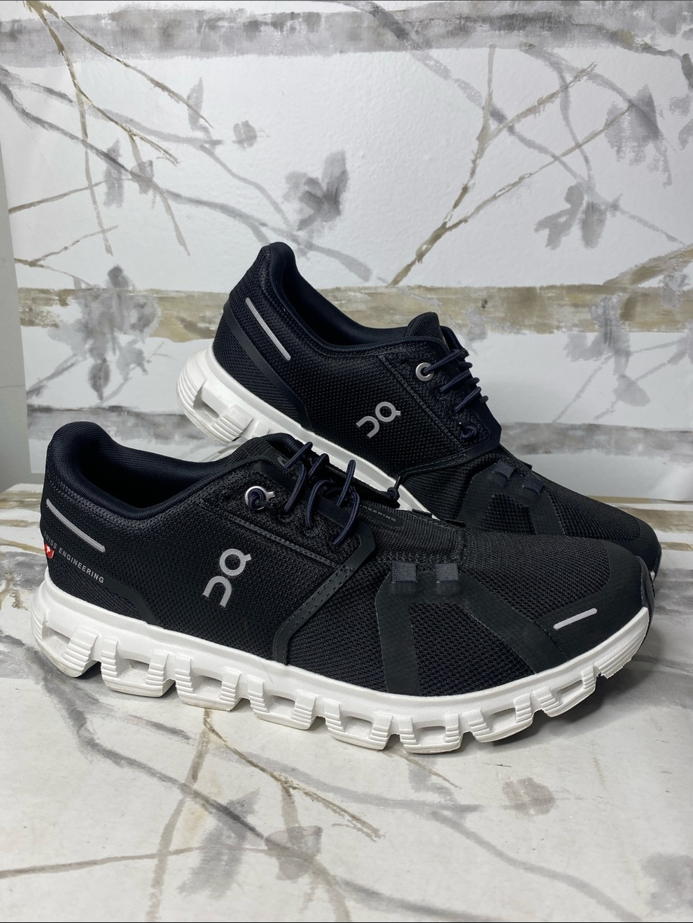 On Running Cloud Sneakers